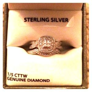 Wedding/engagement bridal set